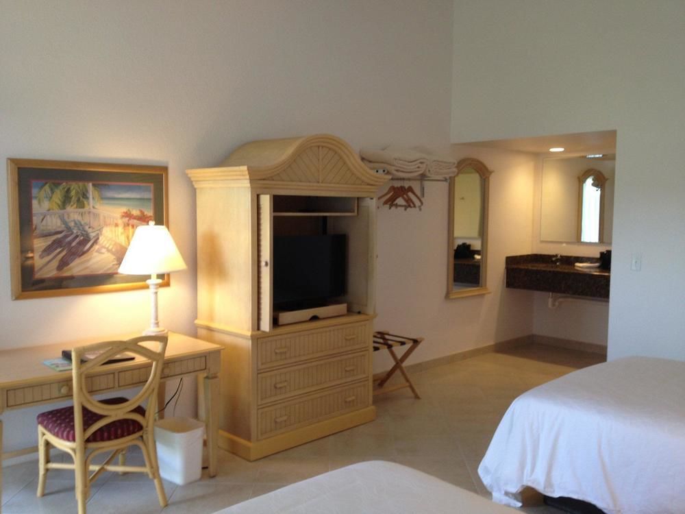 Dolphin Key Resort - קייפ קורל מראה חיצוני תמונה