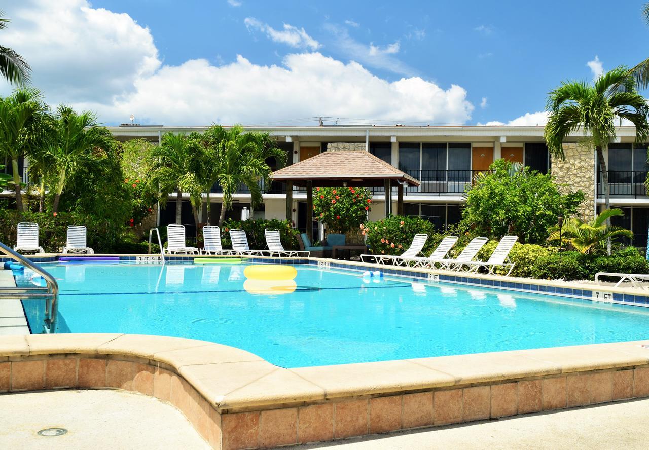 Dolphin Key Resort - קייפ קורל מראה חיצוני תמונה
