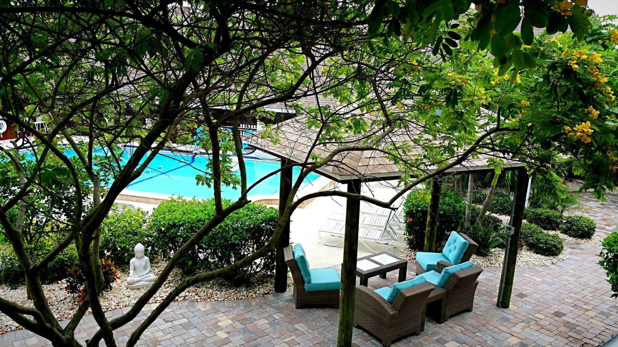 Dolphin Key Resort - קייפ קורל מראה חיצוני תמונה
