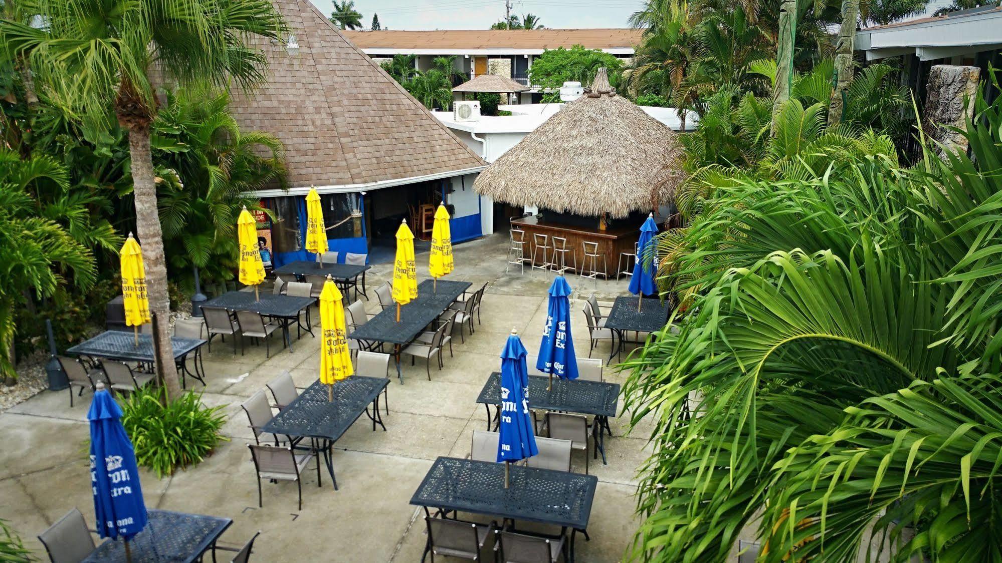 Dolphin Key Resort - קייפ קורל מראה חיצוני תמונה